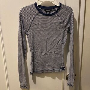 Abercrombie & Fitch Blue and White Striped Long Sleeve Tee